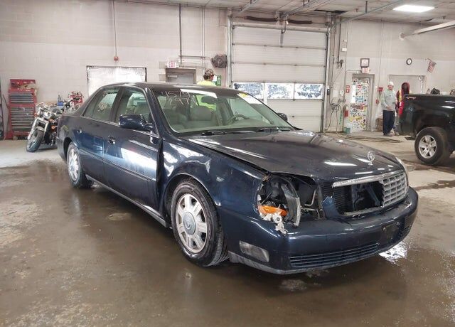 2005 CADILLAC Deville