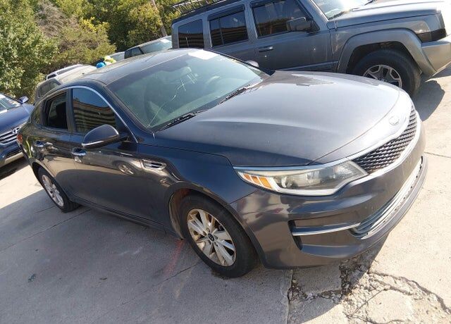 2017 KIA Optima