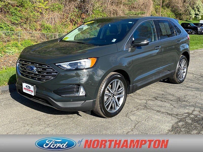 2023 FORD Edge