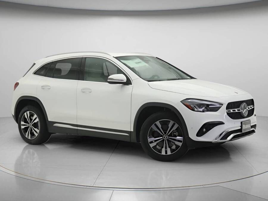 2026 MERCEDES-BENZ GLA-Class