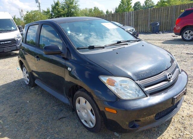 2005 TOYOTA SCION