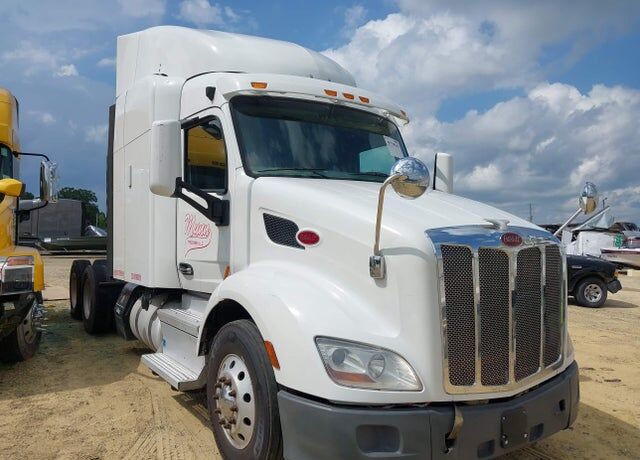 2018 PETERBILT 579