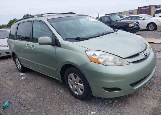2008 TOYOTA Sienna