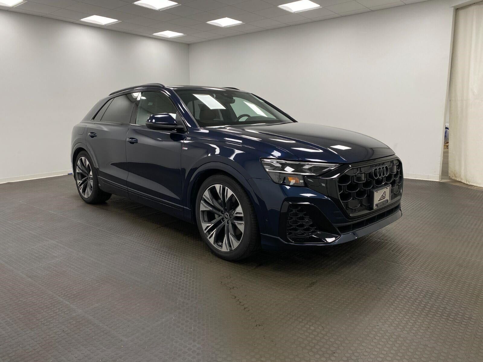 2026 AUDI Q8