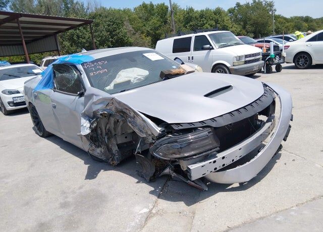 2020 DODGE Charger