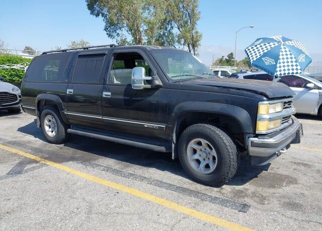 1999 CHEVROLET Suburban