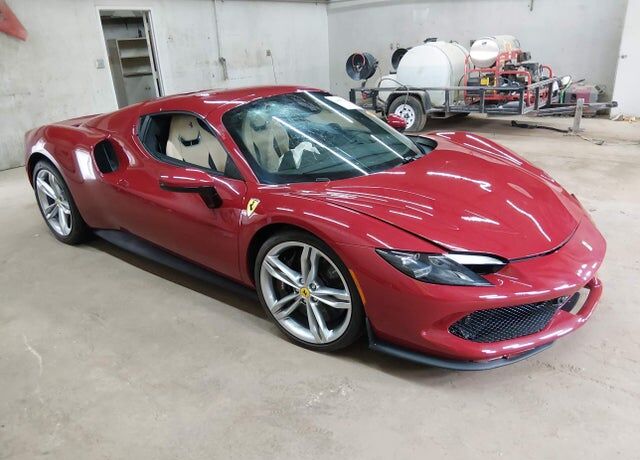 2025 FERRARI 296 GTS