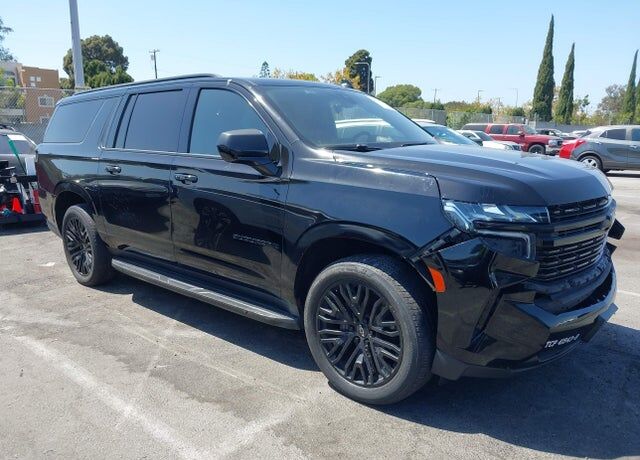 2021 CHEVROLET Suburban