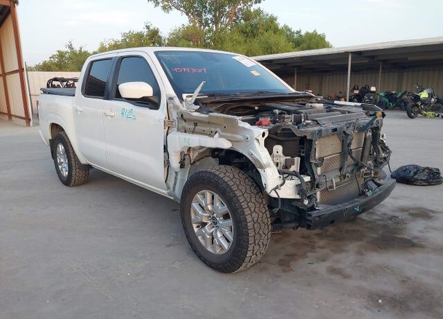 2022 NISSAN Frontier