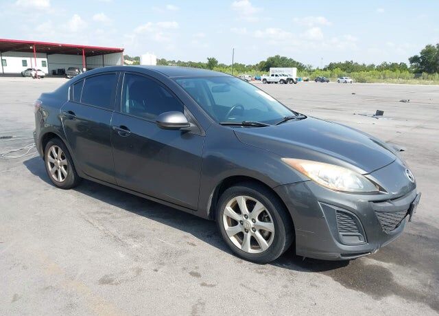 2011 MAZDA Mazda3