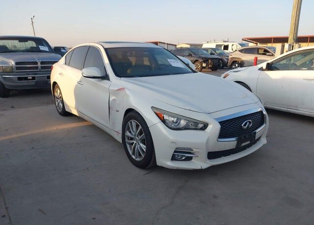 2015 INFINITI Q50