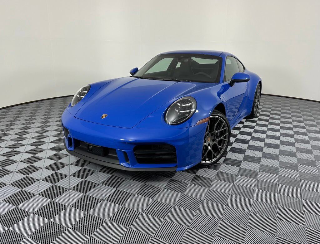 2025 PORSCHE 911