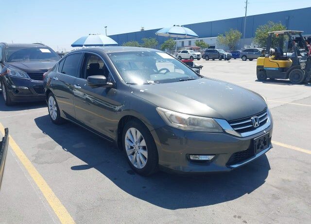 2013 HONDA Accord