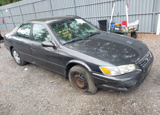 2001 TOYOTA Camry