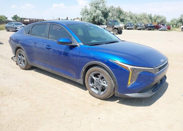 2025 KIA K4