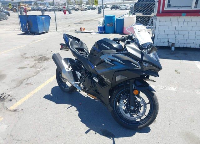 2025 KAWASAKI Ninja