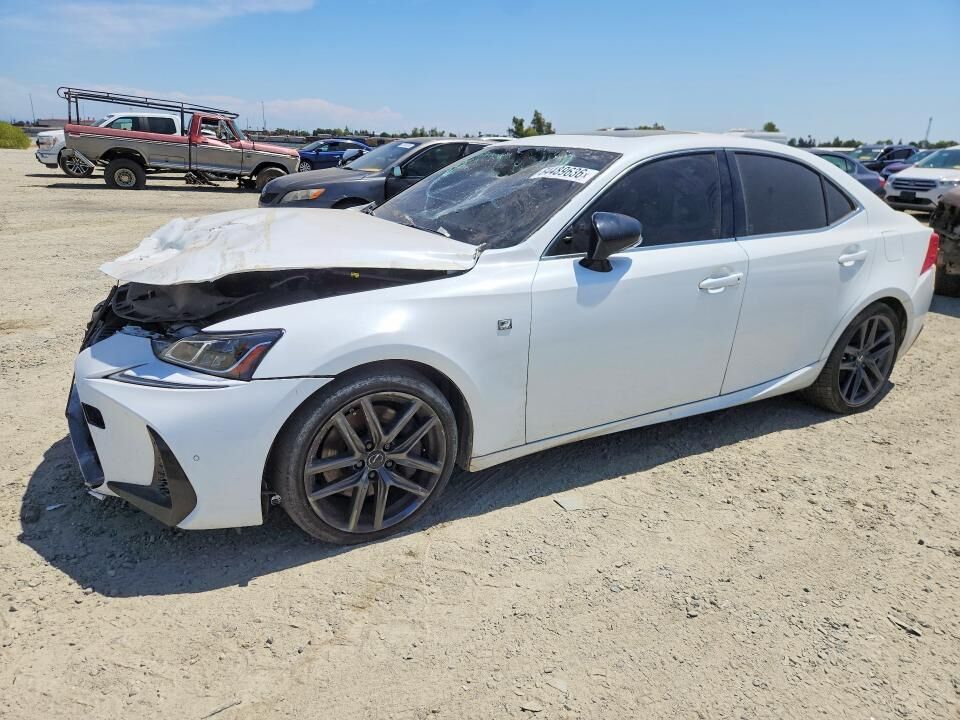 2019 LEXUS IS