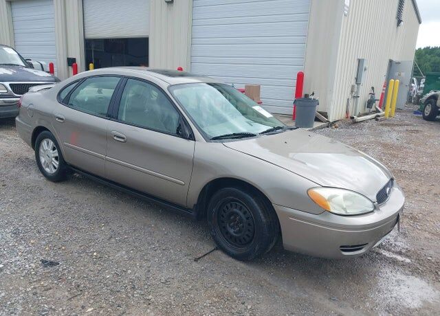 2007 FORD Taurus