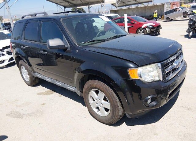 2010 FORD Escape