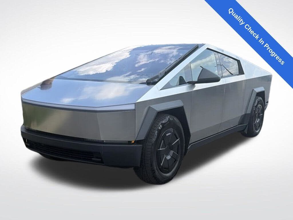 2024 TESLA Cybertruck