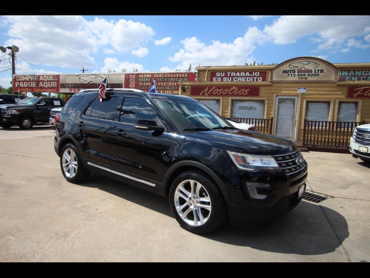 2017 FORD Explorer