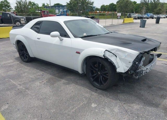 2019 DODGE Challenger