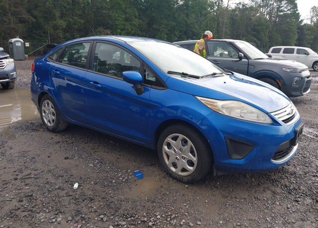 2011 FORD Fiesta