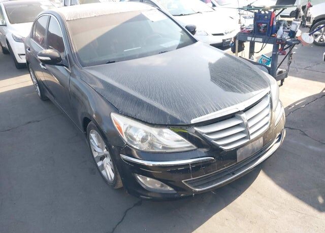 2014 HYUNDAI Genesis