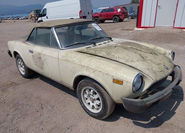 1982 FIAT Spider 2000