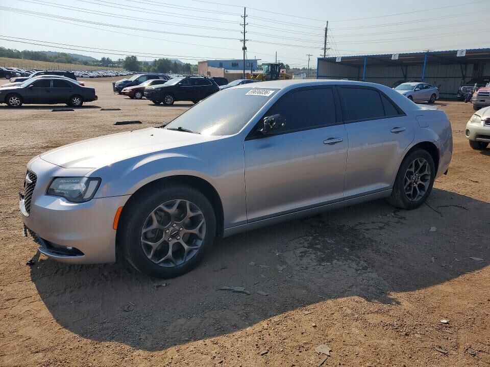 2016 CHRYSLER 300
