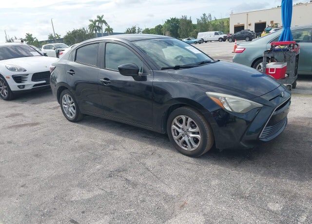 2016 TOYOTA Scion