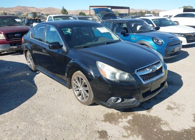 2014 SUBARU Legacy