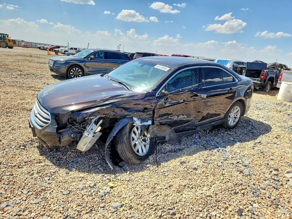2013 FORD Taurus