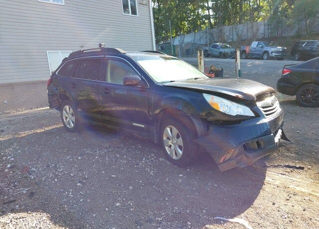 2012 SUBARU Outback