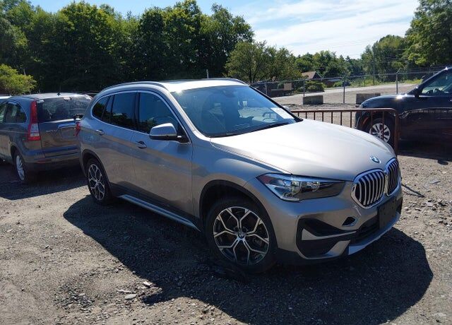 2022 BMW X1