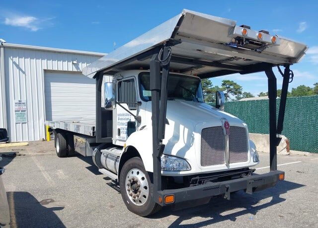 2016 KENWORTH T3 Series