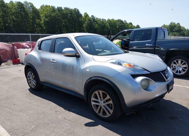 2011 NISSAN Juke