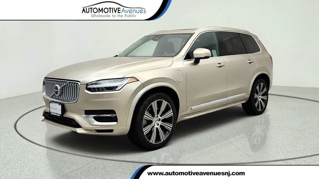 2024 VOLVO XC90