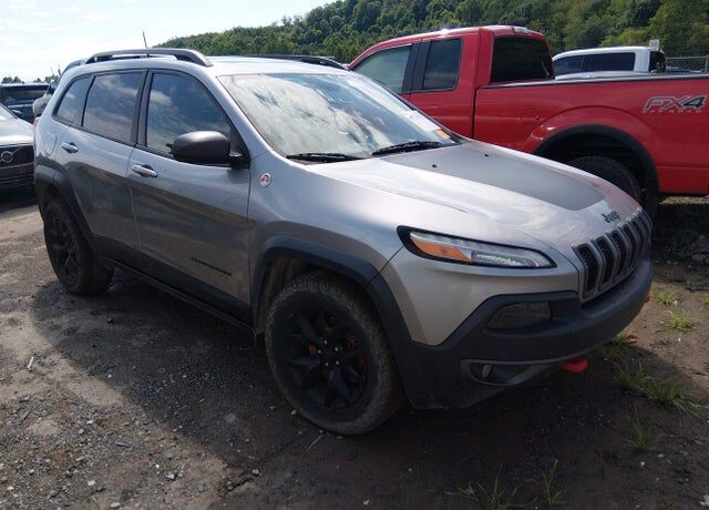 2017 JEEP Cherokee