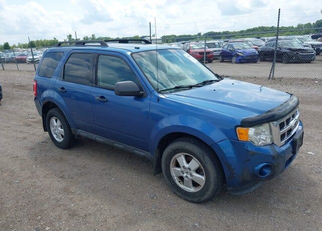 2010 FORD Escape