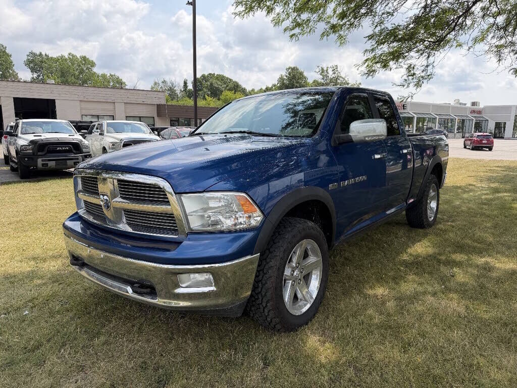 2011 DODGE Ram