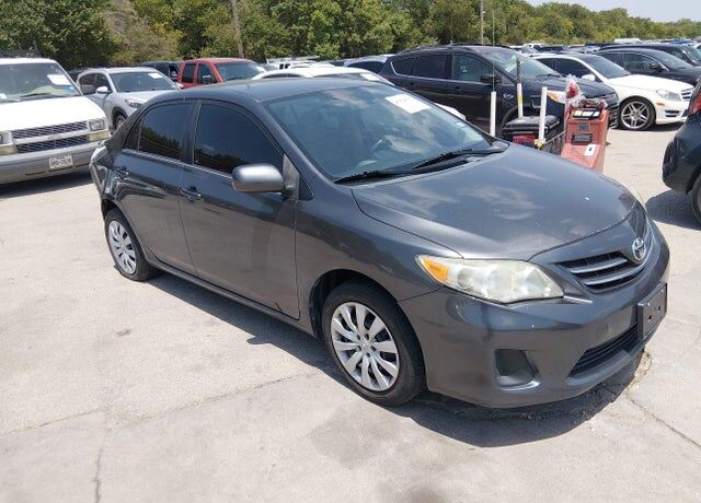 2013 TOYOTA Corolla