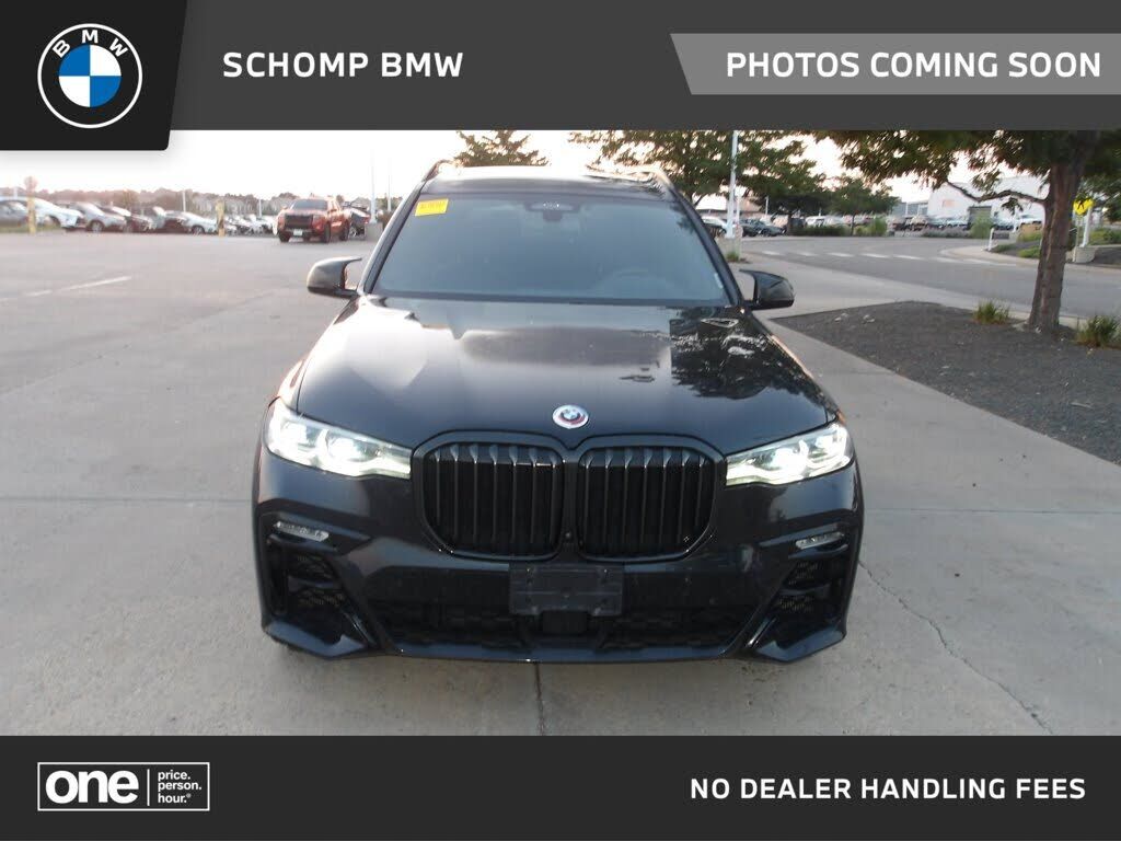 2022 BMW X7