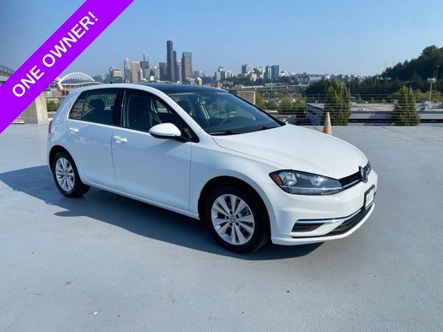 2021 VOLKSWAGEN Golf