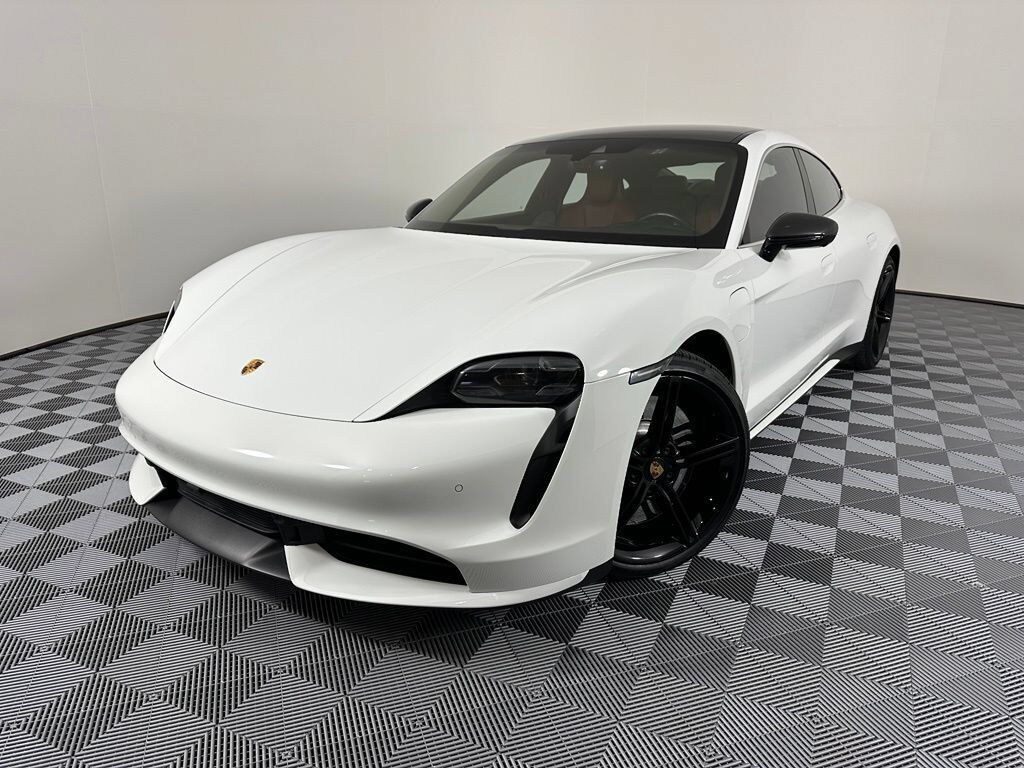 2021 PORSCHE Taycan