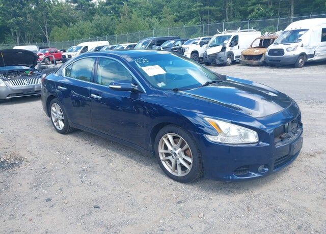 2009 NISSAN Maxima