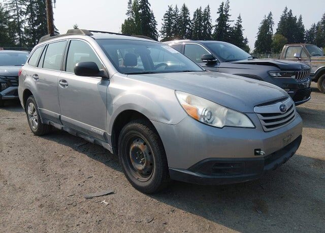 2010 SUBARU Outback