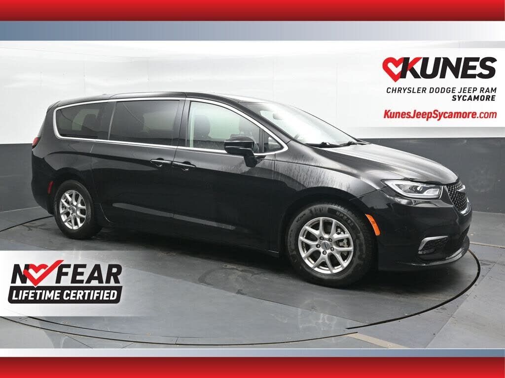 2024 CHRYSLER Pacifica