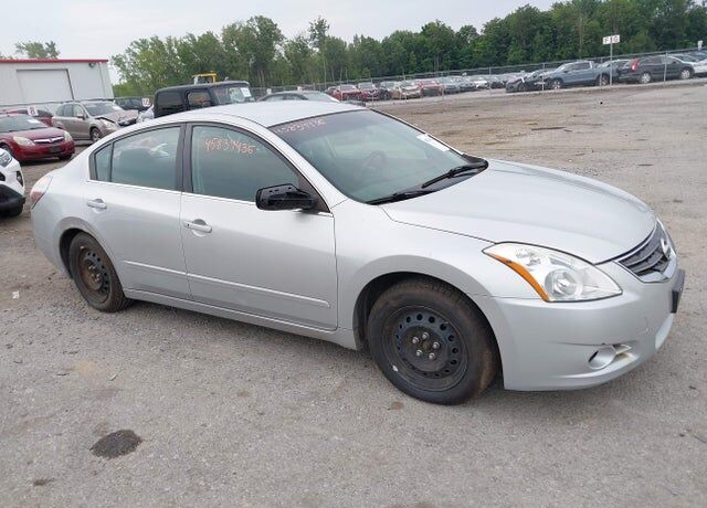 2012 NISSAN Altima
