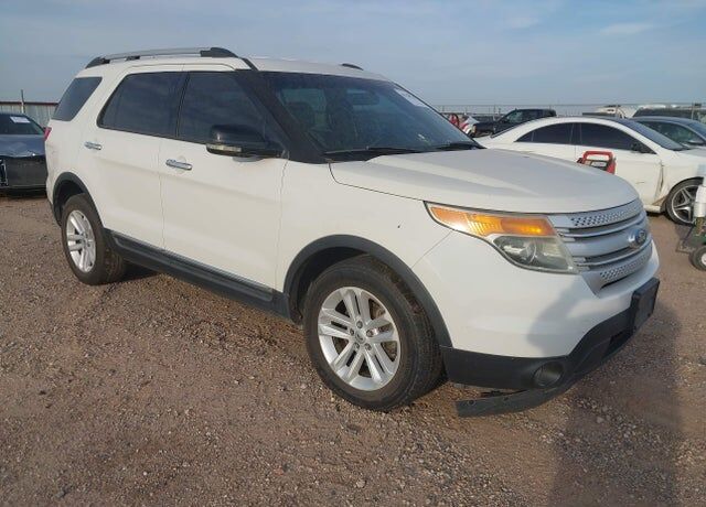2011 FORD Explorer